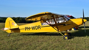Photo of PH-WDR - Piper PA-18-135 Super Cub operated by Private