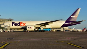 Photo of N843FD - Boeing 777-FHT operated by FedEx