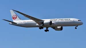 Photo of JA865J - Boeing 787-9 Dreamliner operated by Japan Airlines
