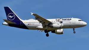 Photo of D-AILU - Airbus A319-114 operated by Lufthansa