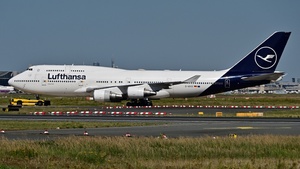 Photo of D-ABVZ - Boeing 747-430 operated by Lufthansa