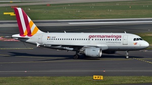 Photo of D-AKNF - Airbus A319-112 operated by Germanwings