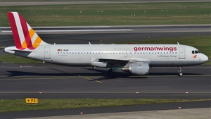 Photo of D-AIQM - Airbus A320-211 operated by Germanwings
