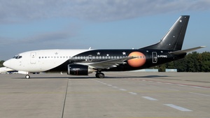 Photo of G-POWC - Boeing 737-33A(QC) operated by Titan Airways