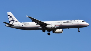 Photo of SX-DVZ - Airbus A321-231 operated by Aegean Airlines