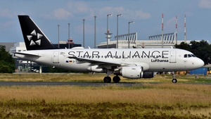 Photo of D-AIBJ - Airbus A319-112 operated by Lufthansa
