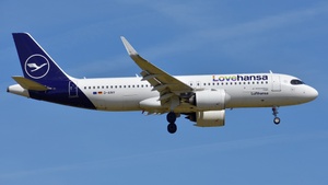 Photo of D-AINY - Airbus A320-271N operated by Lufthansa
