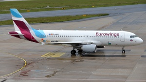 Photo of D-ABDP - Airbus A320-214 operated by Eurowings