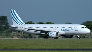 Photo with serial 310 - Airbus A320-211