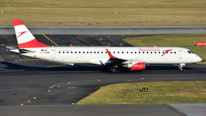 Photo of OE-LWM - Embraer ERJ-195LR operated by Austrian Airlines