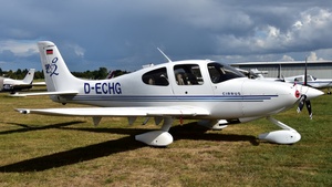 Photo of D-ECHG - Cirrus SR20 G2 operated by Private