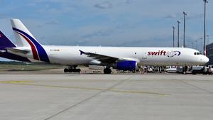 Airbus A321-231(P2F)