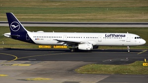Photo of D-AISJ - Airbus A321-231 operated by Lufthansa