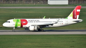 Photo of CS-TNR - Airbus A320-214 operated by TAP Air Portugal
