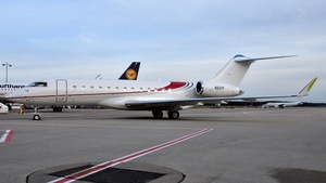 Photo of N82HP - Bombardier Global 6500 operated by TTI Techtronic Industries
