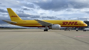 Photo of G-DHKK - Boeing 757-28A(PCF) operated by DHL Air