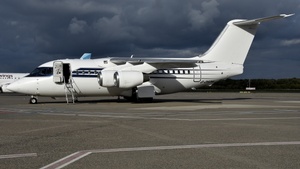 Photo of G-OFOM - British Aerospace 146-100 operated by Formula One Management