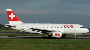 Photo of HB-IPY - Airbus A319-112 operated by Swiss International Air Lines