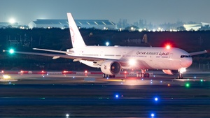 Photo of A7-BOC - Boeing 777-367(ER) operated by Qatar Airways