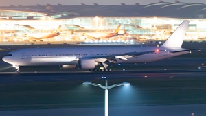 Photo of A6-ECA - Boeing 777-36N(ER) operated by Emirates
