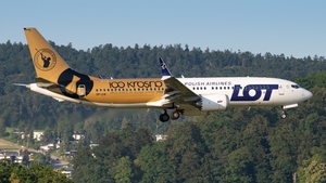 Photo of SP-LVK - Boeing 737 MAX 8 operated by LOT Polish Airlines
