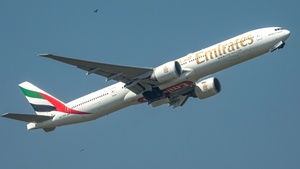 Photo of A6-ENH - Boeing 777-31H(ER) operated by Emirates