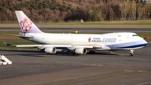 Photo of B-18717 - Boeing 747-409F operated by China Airlines Cargo