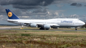 Photo of D-ABYM - Boeing 747-830 operated by Lufthansa