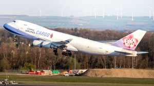 Photo of B-18717 - Boeing 747-409F operated by China Airlines Cargo
