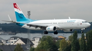 Photo of LX-LBB - Boeing 737-86J operated by Luxair