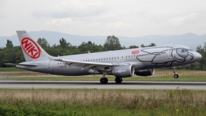 OE-LEE - Airbus A320-214