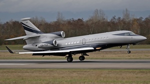 Photo of CS-TLY - Dassault Falcon 7X operated by Vinair