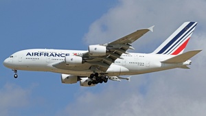 Photo of F-HPJH - Airbus A380-861 operated by Air France