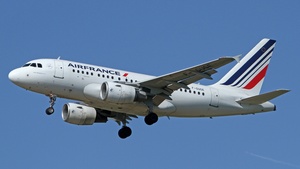 Photo of F-GUGE - Airbus A318-111 operated by Air France