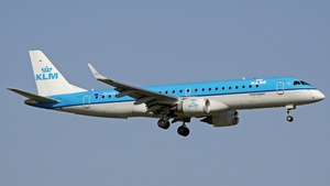 Photo of PH-EZK - Embraer ERJ-190STD operated by KLM Cityhopper