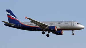 Photo of VQ-BAZ - Airbus A320-214 operated by Aeroflot