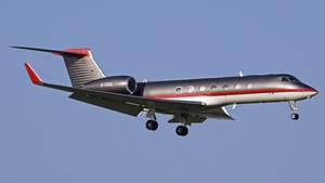 Photo of G-CGUL - Gulfstream GV-SP (G550) operated by Gama Aviation UK