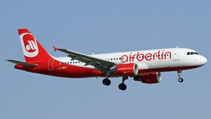 Photo of D-ABFT - Airbus A320-214 operated by Air Berlin