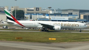 Photo of A6-EQN - Boeing 777-31H(ER) operated by Emirates