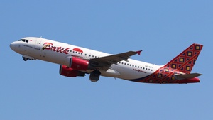 Photo of PK-BKT - Airbus A320-214 operated by Batik Air