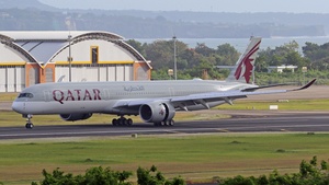Photo of A7-AOB - Airbus A350-1041 operated by Qatar Airways