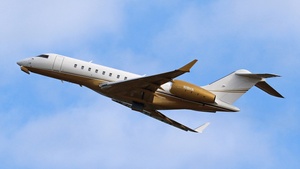 Photo of N18HA - Bombardier Global 5000 operated by Hersing Corp.