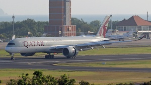 Photo of A7-AOD - Airbus A350-1041 operated by Qatar Airways