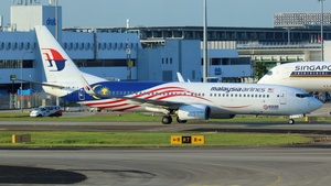Photo of 9M-MLQ - Boeing 737-8H6 operated by Malaysia Airlines