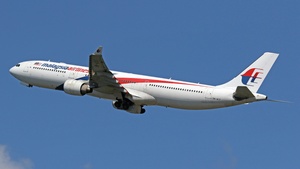 Photo of 9M-MTF - Airbus A330-323 operated by Malaysia Airlines