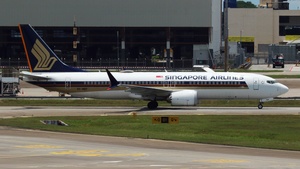 Photo of 9V-MBP - Boeing 737 MAX 8 operated by Singapore Airlines