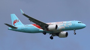 Photo of B-307H - Airbus A320-251N operated by Loong Air