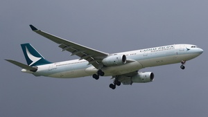 Photo of B-HLS - Airbus A330-343 operated by Cathay Pacific Airways