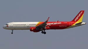 Photo of VN-A687 - Airbus A321-211 operated by VietJet Air