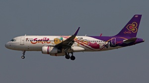 Photo of HS-TXQ - Airbus A320-232 operated by Thai Smile